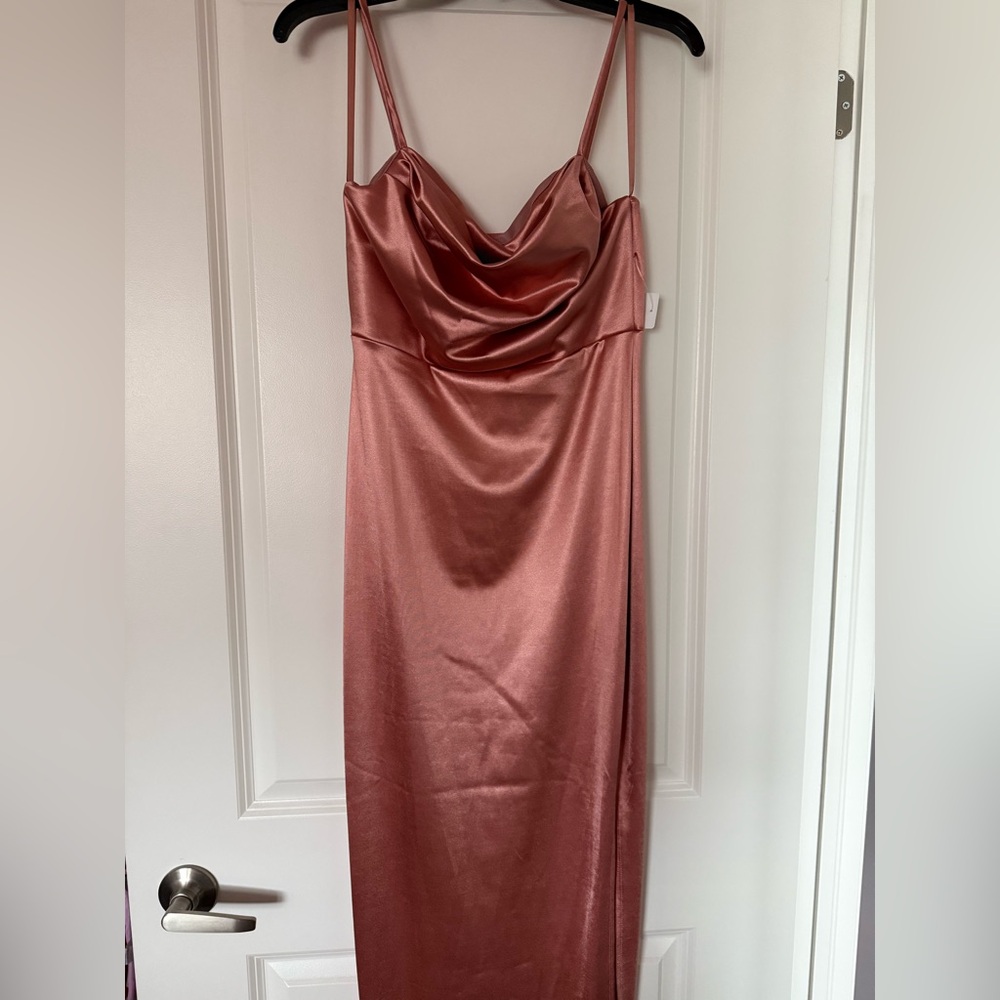 BNWT Satin cowl-neck long dress w/ slit in ‘dusty rose’, Size L